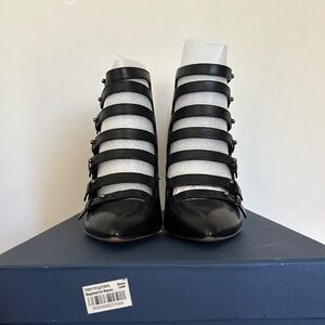 BNWOB Pour La Vctoire black Zora heels size 7.5 - 100% leather